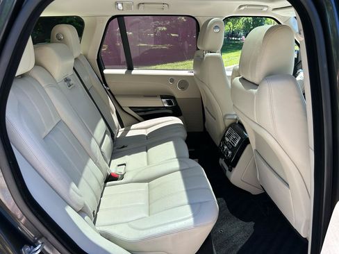 Used 2013 Land Rover Range Rover Supercharged AWD/4WD image 16