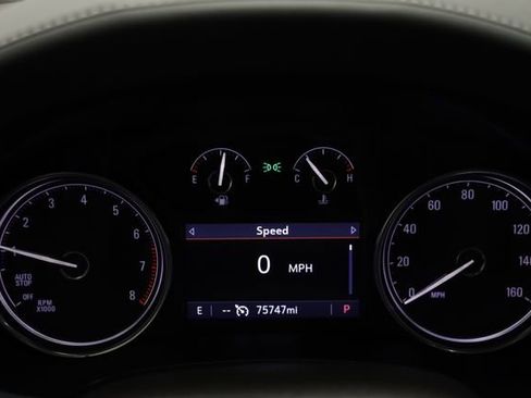 Used 2020 Buick Enclave Essence image 7