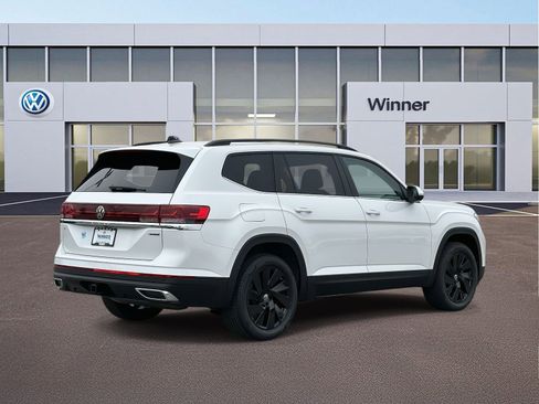 New 2026 Volkswagen Atlas SE image 5
