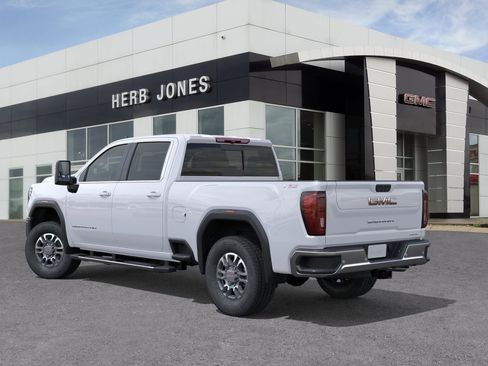 New 2026 GMC Sierra 2500 SLE w/ SLE Value Package; AWD/4WD image 3