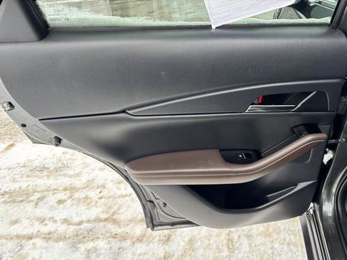 Used 2023 MAZDA CX-30 AWD 2.5 S w/ Premium Package image 12