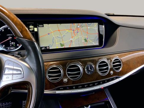 Used 2015 Mercedes-Benz S 550 4MATIC Sedan image 6
