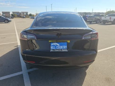 Used 2021 Tesla Model 3 Standard Range Plus image 6
