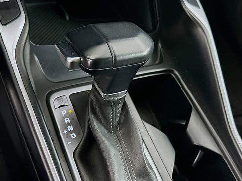 Used 2024 Kia Sorento S image 25