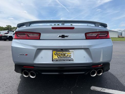 Used 2017 Chevrolet Camaro ZL1 RWD image 10
