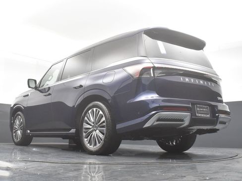 Certified 2025 INFINITI QX80 Sensory image 30