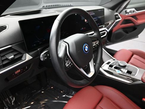 Used 2023 BMW i4 eDrive35 RWD image 15