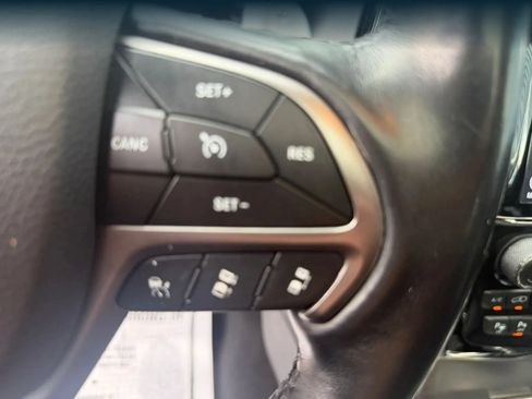 Used 2020 Jeep Grand Cherokee Limited X AWD/4WD image 17