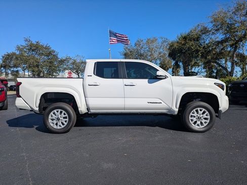 New 2025 Toyota Tacoma SR5 image 3