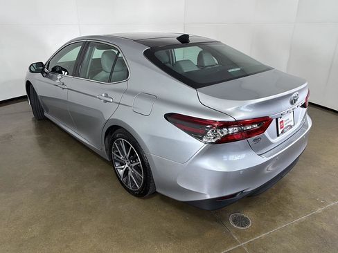Used 2023 Toyota Camry XLE w/ Navigation Package AWD/4WD image 12