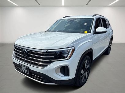 Used 2025 Volkswagen Atlas SE