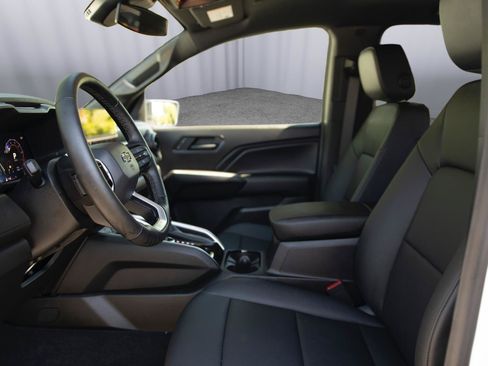 New 2025 Chevrolet Colorado Trail Boss AWD/4WD image 12