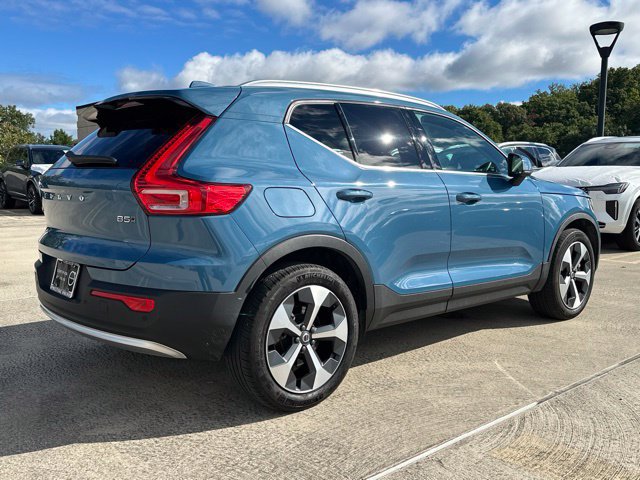 Certified 2024 Volvo XC40 B5 Core AWD/4WD image 9