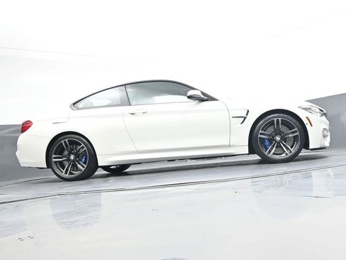 Used 2018 BMW M4 Coupe RWD image 29