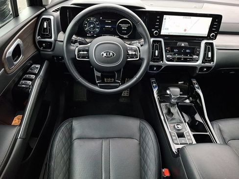Used 2021 Kia Sorento SX Prestige AWD/4WD image 11
