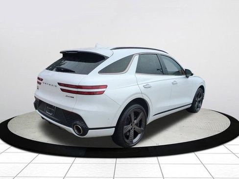 Used 2025 Genesis GV70 3.5T Sport w/ Sport Advanced Package AWD/4WD image 3