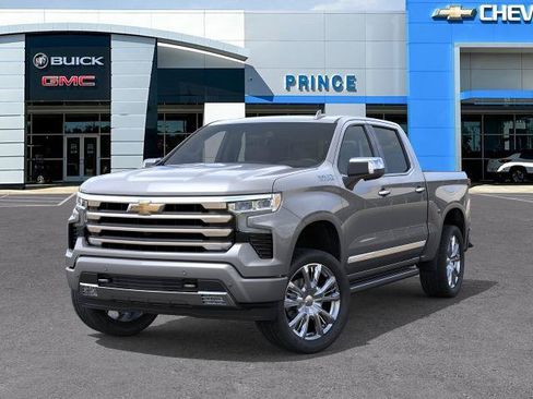New 2026 Chevrolet Silverado 1500 High Country w/ High Country Premium Package AWD/4WD image 6
