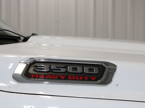 Used 2020 RAM 3500 Big Horn AWD/4WD image 13