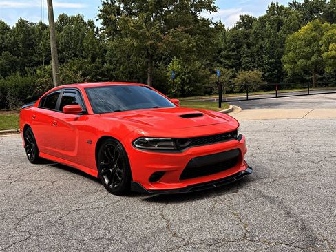 Used 2020 Dodge Charger Scat Pack RWD image 3