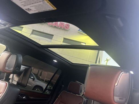 Used 2024 GMC Yukon XL Denali Ultimate image 19