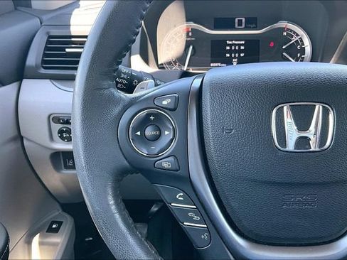 Used 2020 Honda Ridgeline RTL image 10
