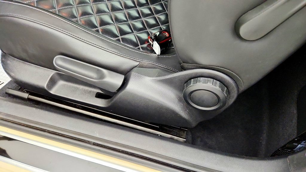 Used 2019 Volkswagen Beetle 2.0T Final Edition SEL FWD image 13