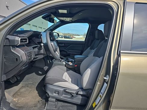 Used 2026 Toyota Tacoma TRD Off-Road image 8