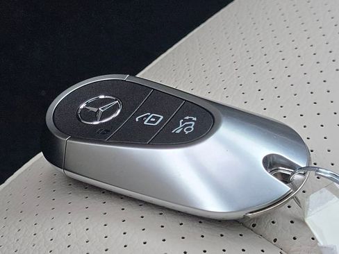 New 2026 Mercedes-Benz CLE 300 4MATIC Coupe image 35