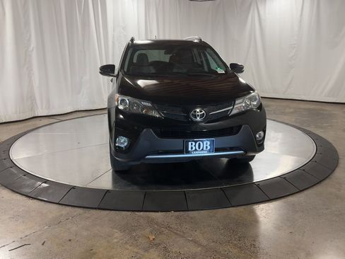 Used 2014 Toyota RAV4 XLE image 5