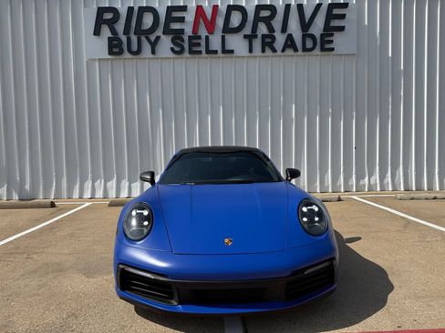 Used 2021 Porsche 911 Carrera RWD image 10