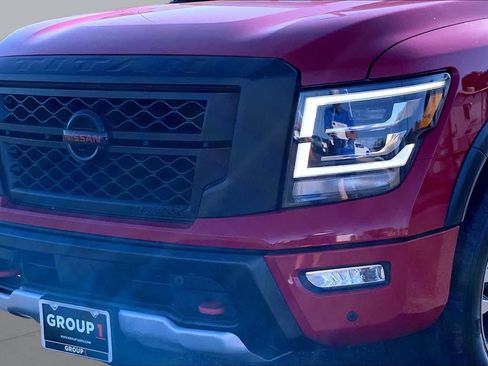 Used 2021 Nissan Titan PRO-4X w/ Pro-4x Convenience Package AWD/4WD image 30