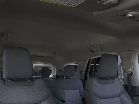New 2026 Ford Explorer Active image 22