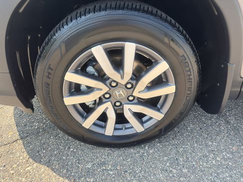 Used 2019 Honda Pilot EX-L image 11