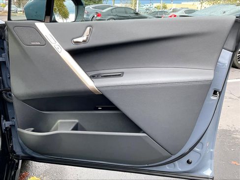 Used 2025 BMW iX xDrive50 image 25