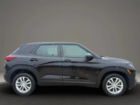 Used 2021 Chevrolet TrailBlazer LS FWD image 8