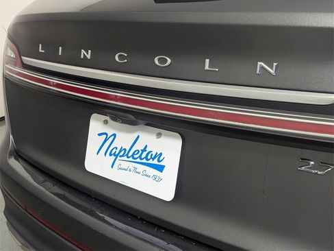 Used 2019 Lincoln Nautilus Reserve w/ Ultimate Package image 8