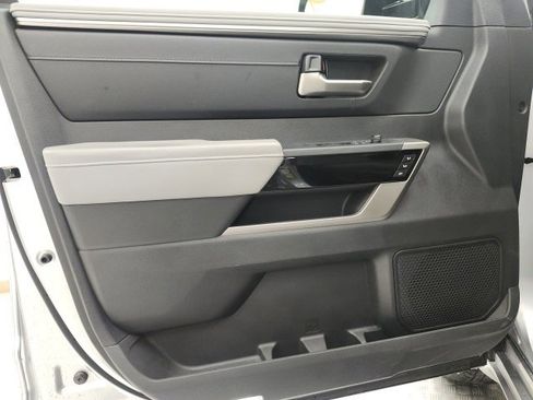 Used 2024 Toyota Tundra Limited image 11