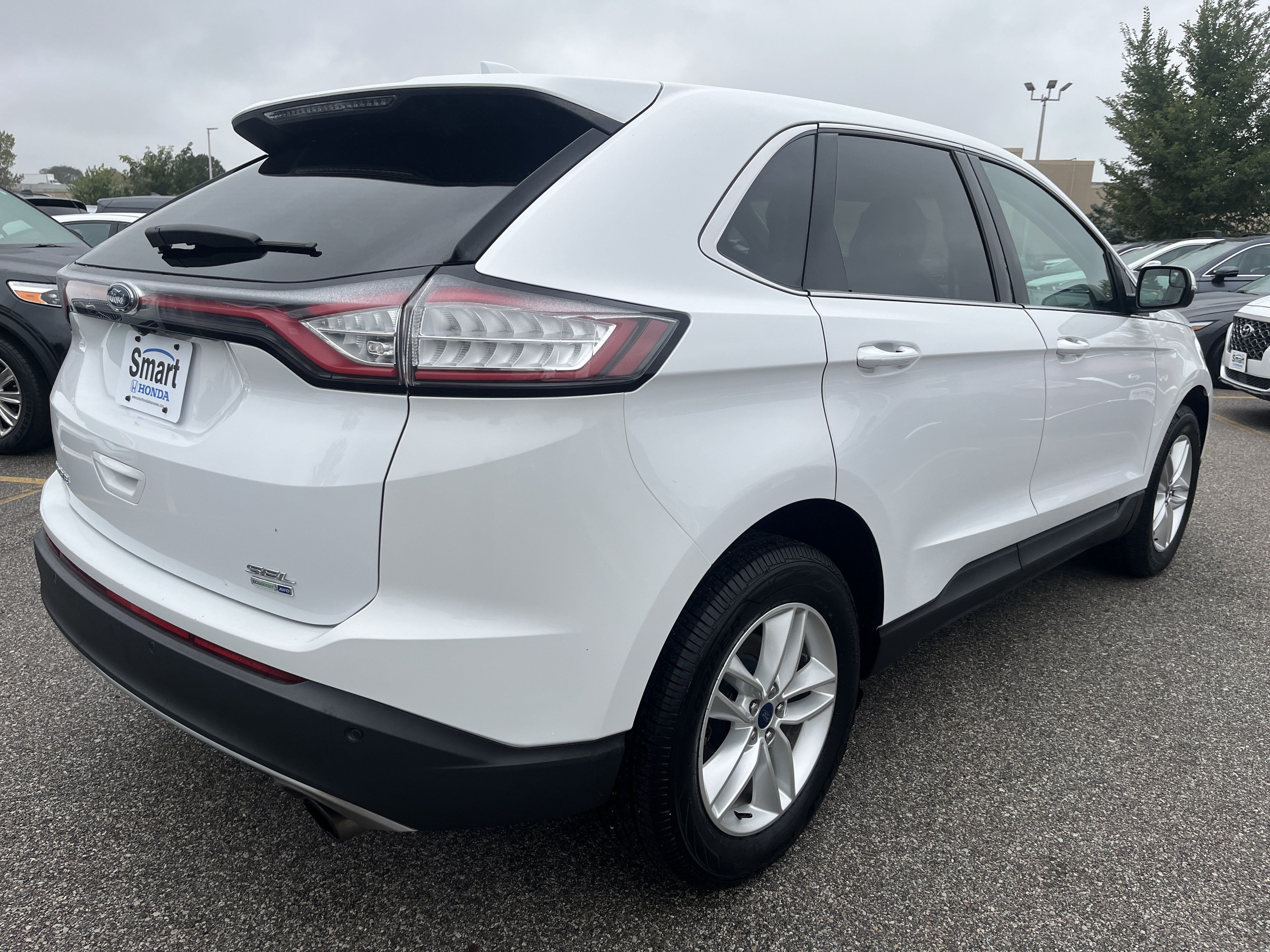 Used 2016 Ford Edge SEL w/ Equipment Group 201A AWD/4WD image 5