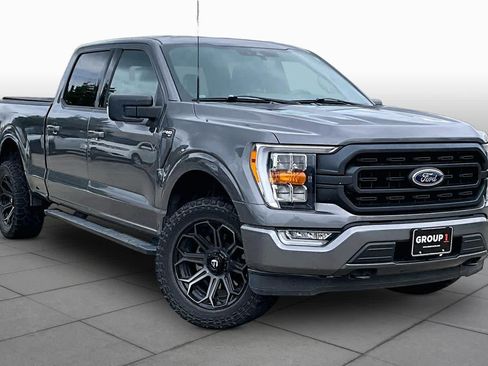 Used 2021 Ford F150 XLT w/ Equipment Group 302A High AWD/4WD image 3