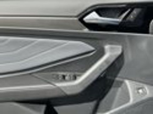 New 2026 Volkswagen Jetta SEL image 10