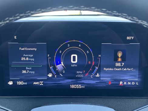 Used 2025 Chevrolet Traverse LT AWD/4WD image 23