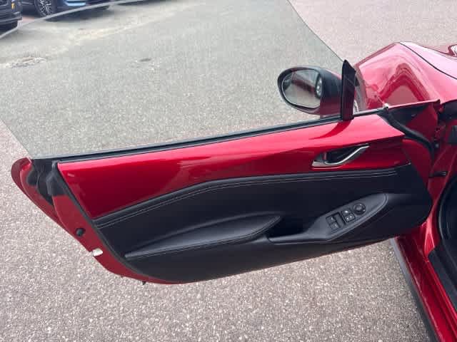 Used 2023 MAZDA MX-5 Miata Grand Touring RWD image 15