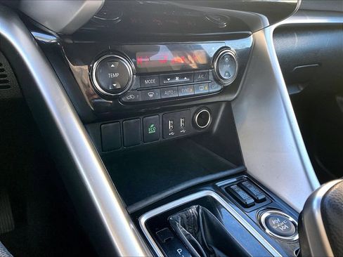 Used 2024 Mitsubishi Eclipse Cross SE AWD/4WD image 27