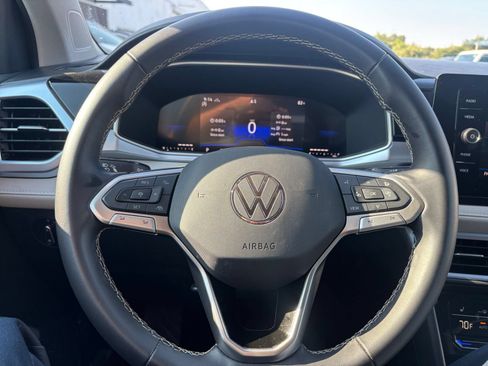 Used 2026 Volkswagen Taos SE AWD/4WD image 52