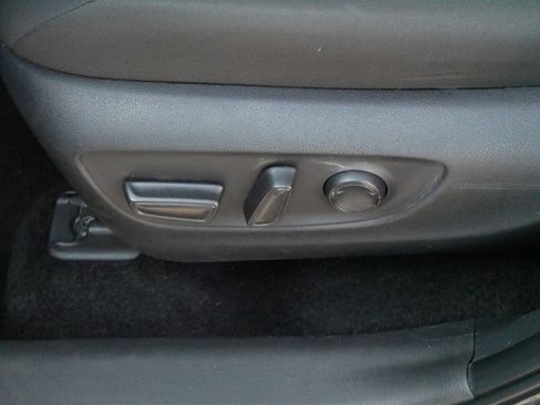 Certified 2025 Toyota RAV4 XLE image 20