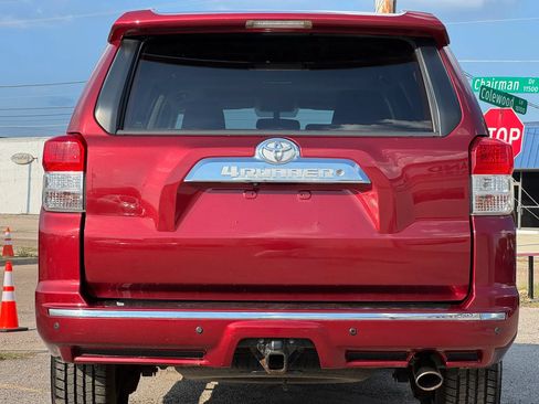 Used 2011 Toyota 4Runner SR5 w/ Convenience Pkg AWD/4WD image 6