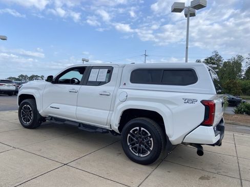 Used 2026 Toyota Tacoma TRD Sport RWD image 8
