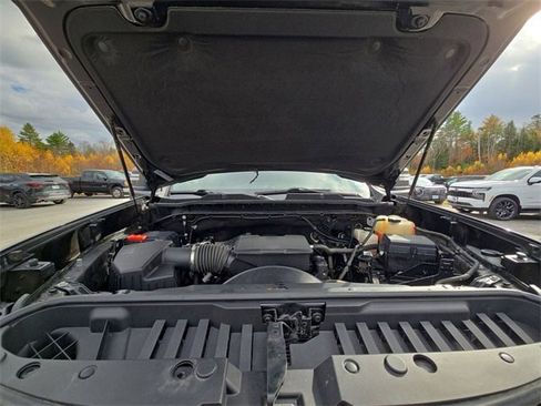 Used 2022 Chevrolet Silverado 2500 LT w/ Snow Plow Prep/Camper Package image 31