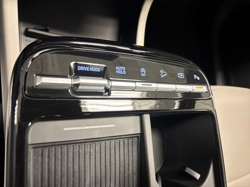 Used 2026 Hyundai Tucson Limited image 46