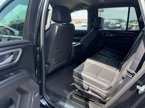 Used 2024 Chevrolet Tahoe LT AWD/4WD image 17